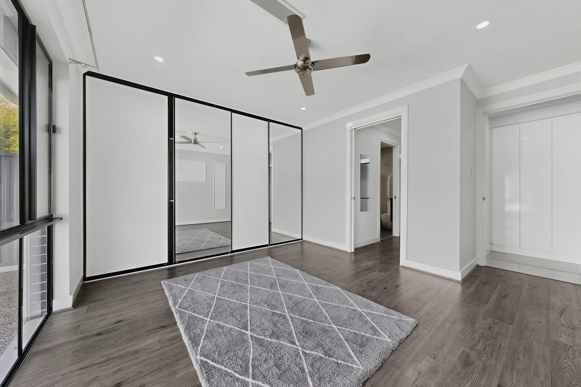 Coastal Convenience in Seaton SIL Home — Home image 4