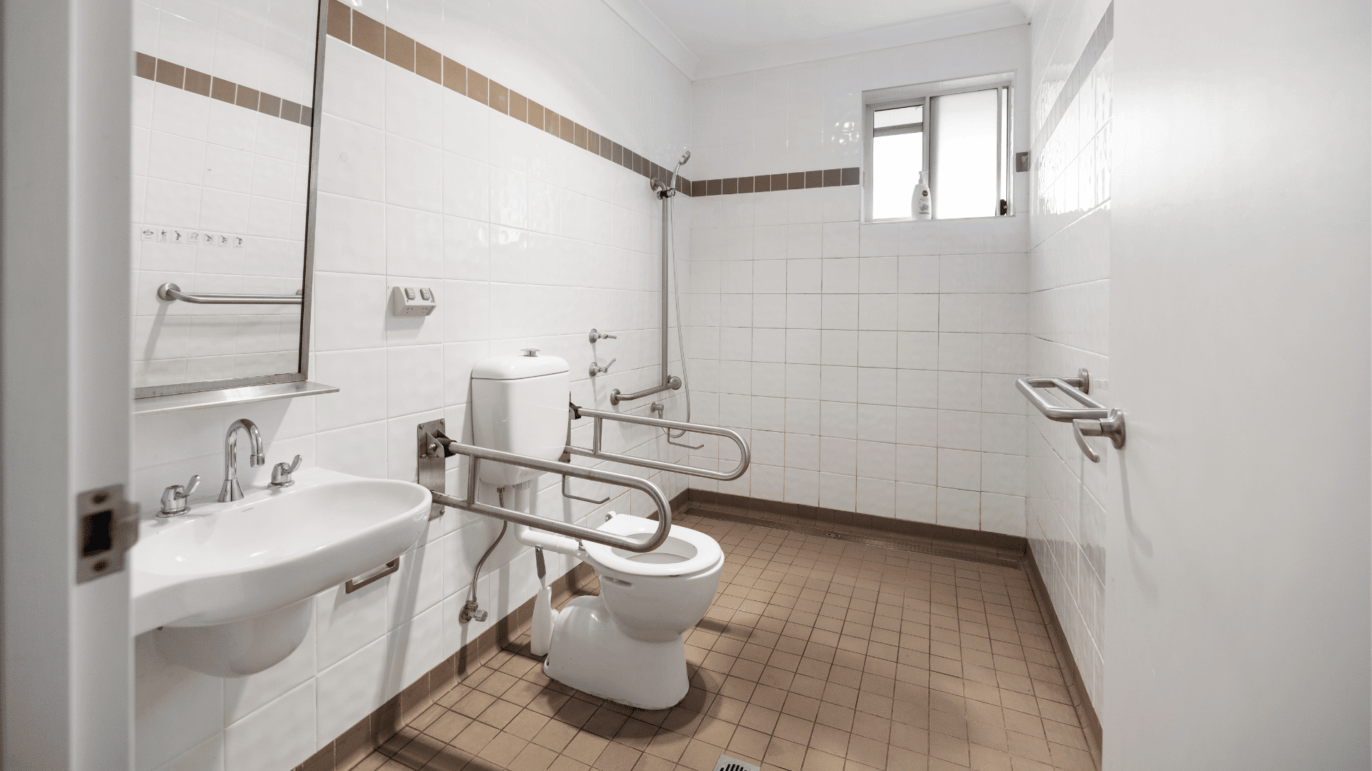 Hornsby - shared 5-bedroom home — Home image 8