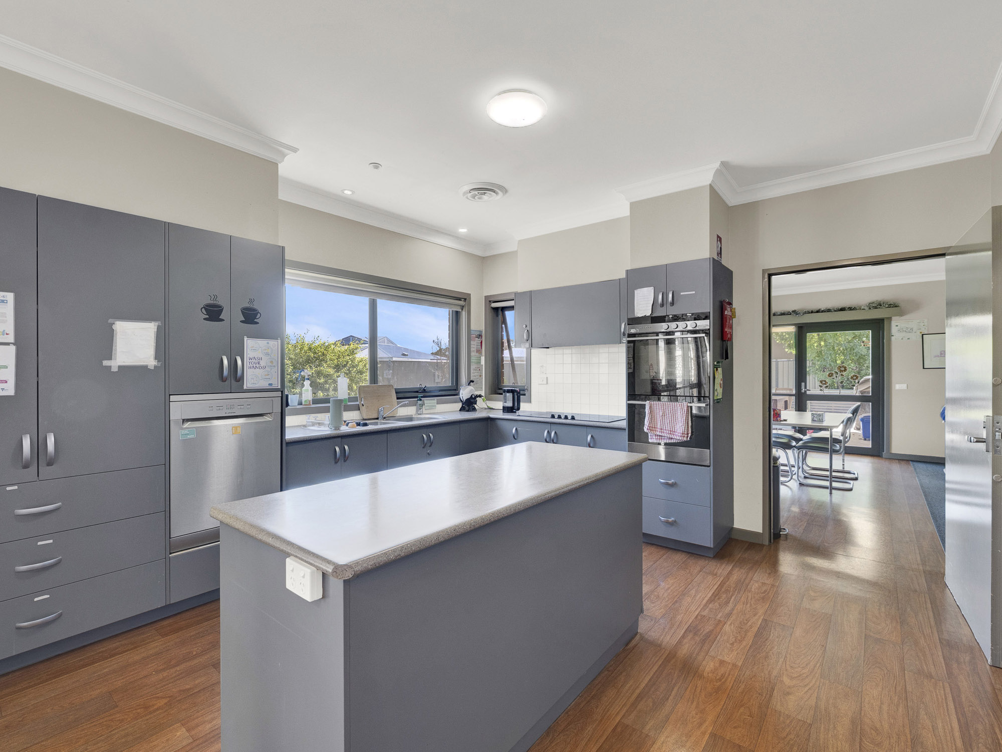 Traralgon: Robust house — Home image 2