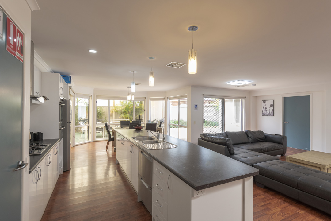 Northgate Delight: Outdoor Living at Its Best with a Garden & Patio — Home image 4