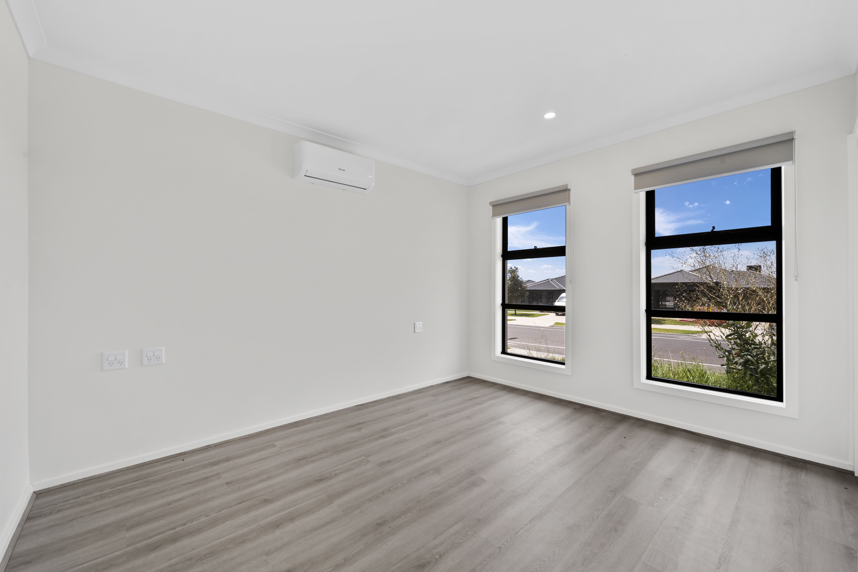 Newly Completed SDA Robust Home in Cranbourne West — Home image 7