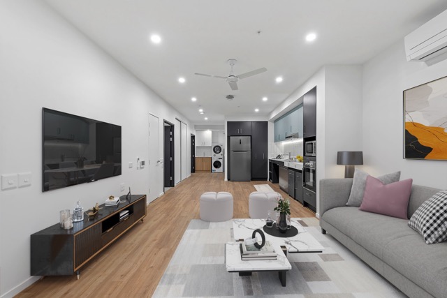 Beautiful HPS apartments in the heart of Balmoral QLD — Home image 2