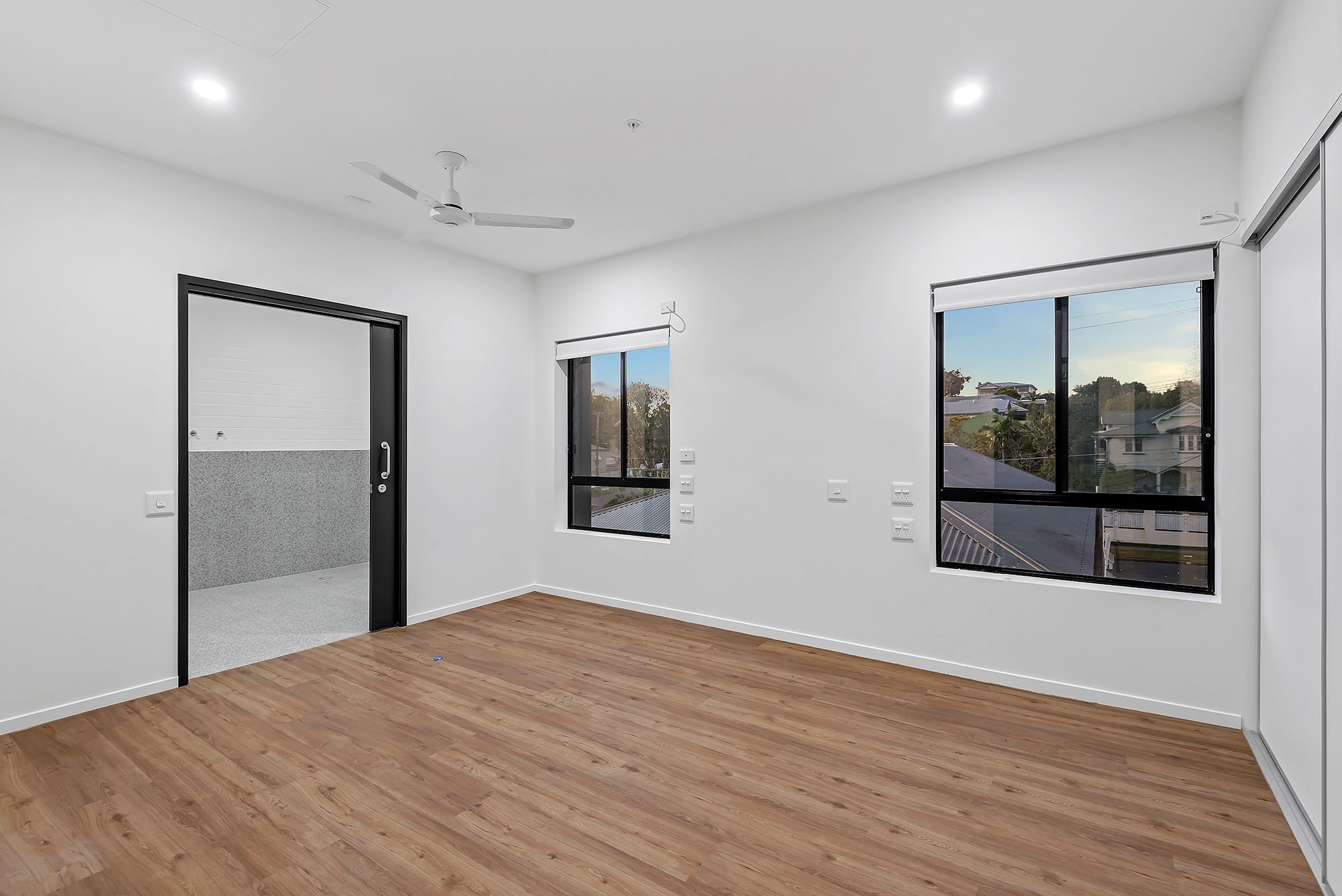 Beautiful HPS Homes in the heart of Balmoral! — Home image 13