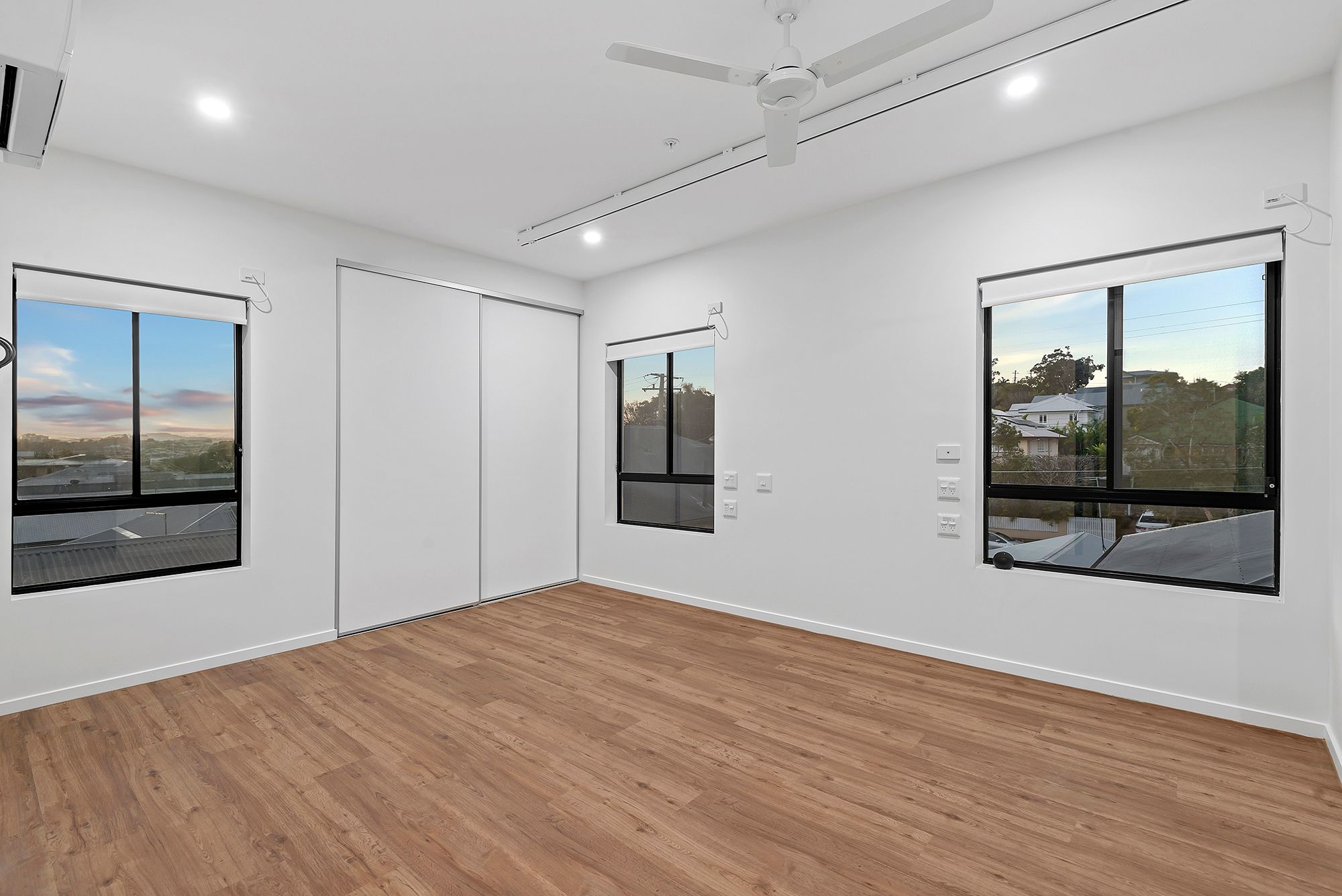 Beautiful HPS Homes in the heart of Balmoral! — Home image 14