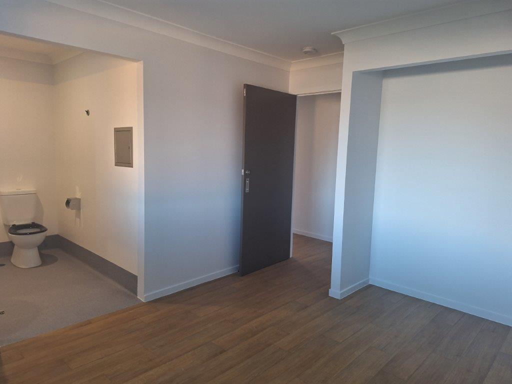 Cotswold Hills, Toowoomba, Qld - Robust House — Home image 5