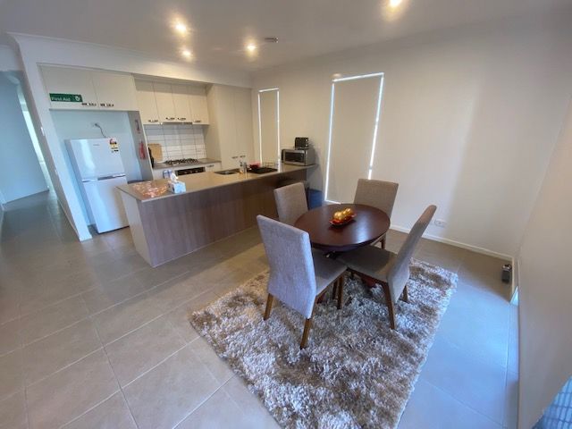 4 Bedroom 2 Bathroom House — Home image 8