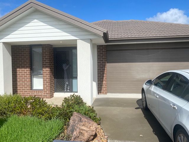 4 Bedroom 2 Bathroom House — Home image 9