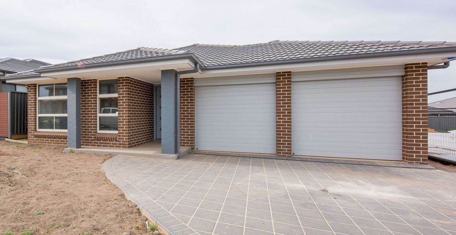 State of the Art and Modern Lifestyle, spacious, four-bedroom group homes in Oran Park NSW 2570 — Home image 2