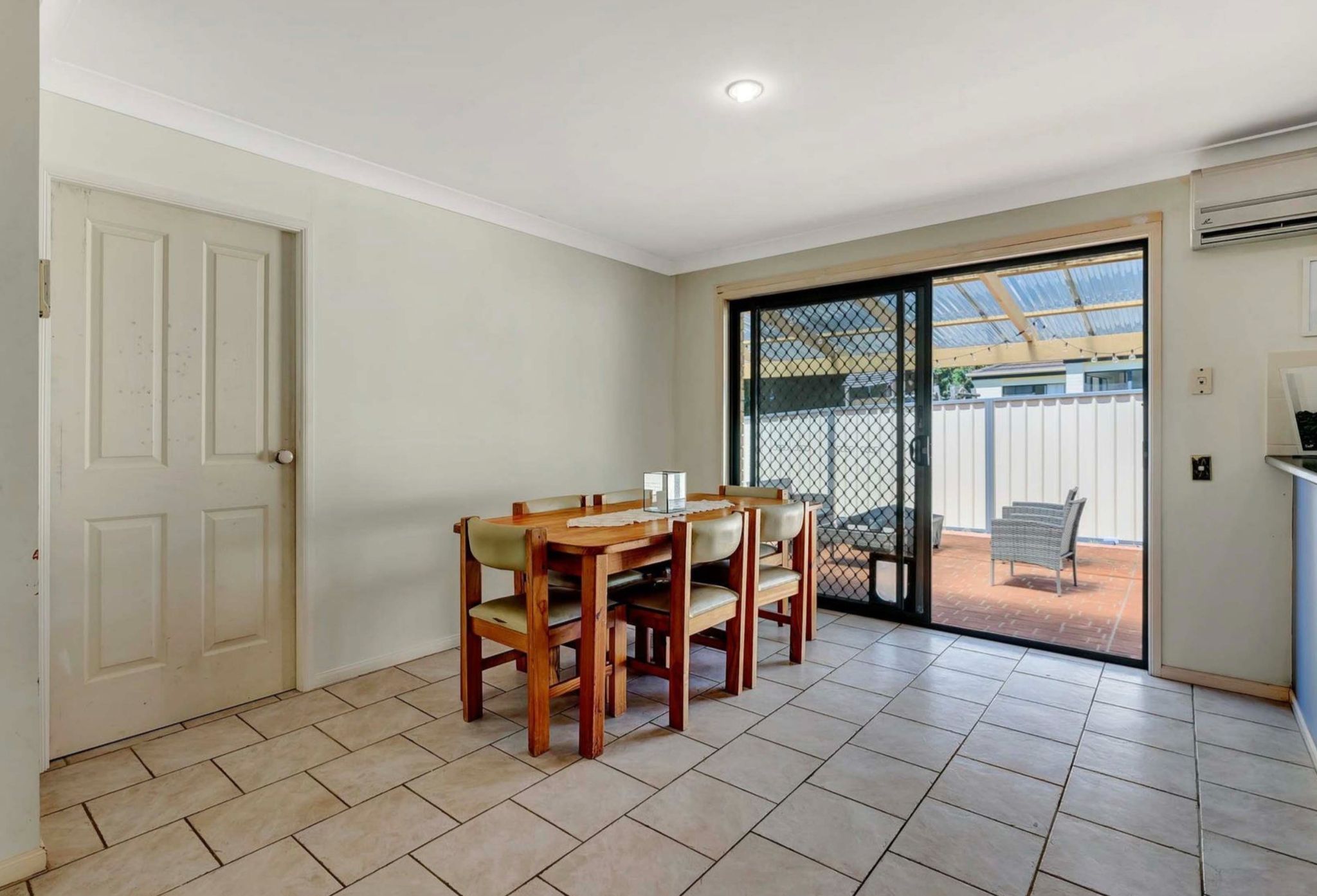 Woongarrah Home — Home image 7