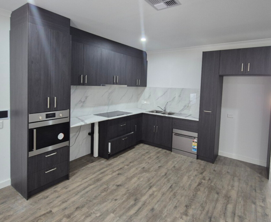Experience True Independence: HPS 3 Resident Home in Brookdale Available NOW — Home image 5