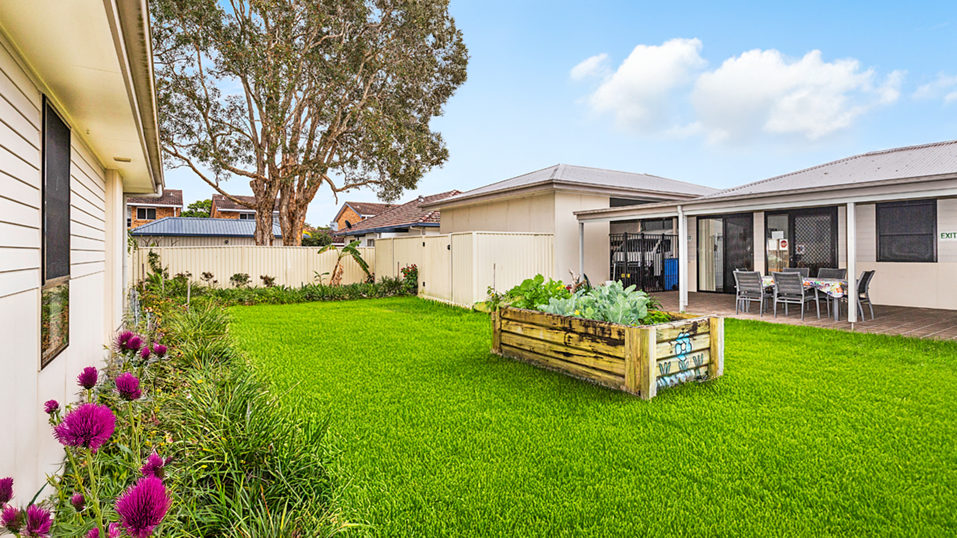 Bright, easy living in coastal Forster SDA registered as design category ‘Basic’ — Home image 4