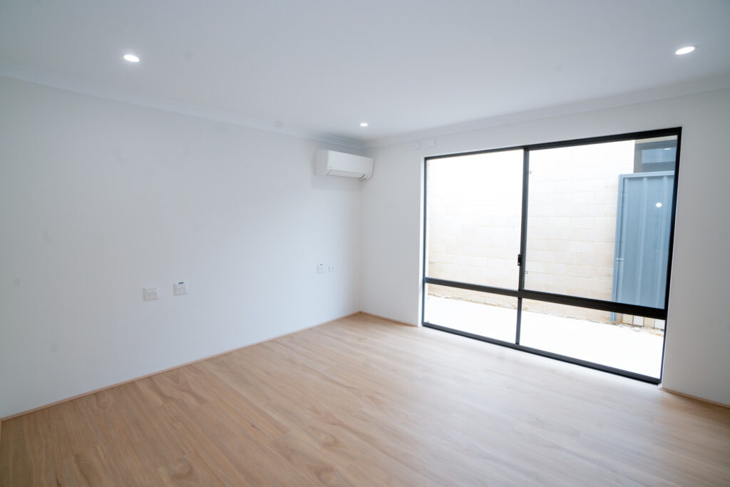 Spacious & Modern 3 Bed HPS Home in Hilbert — Home image 8