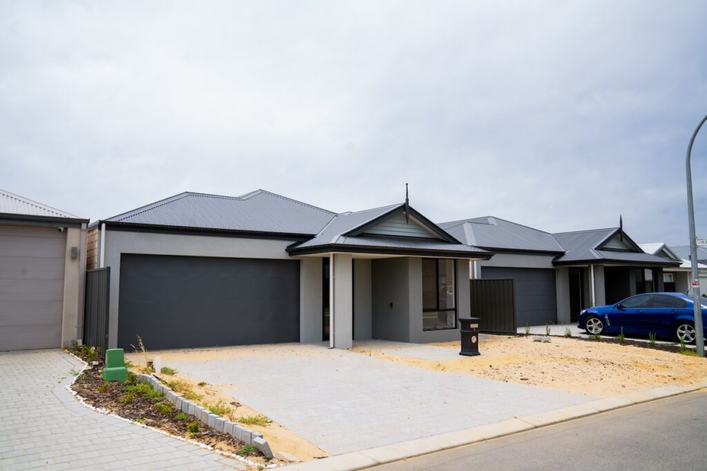Spacious & Modern 3 Bed HPS Home in Hilbert — Home image 23