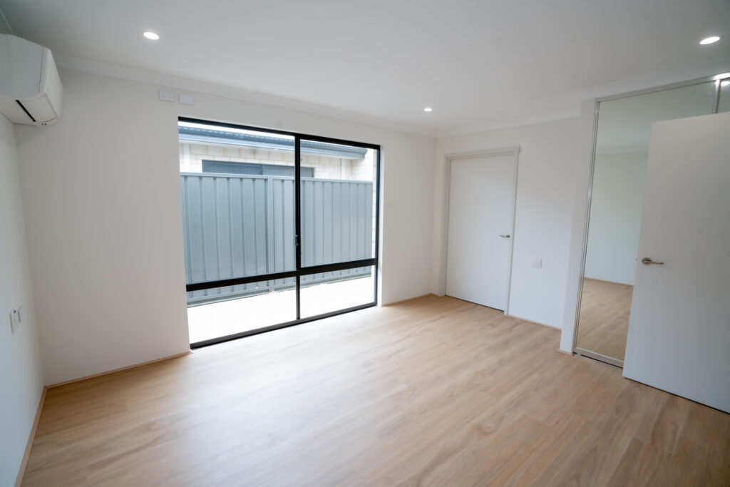 Spacious & Modern 3 Bed HPS Home in Hilbert — Home image 30