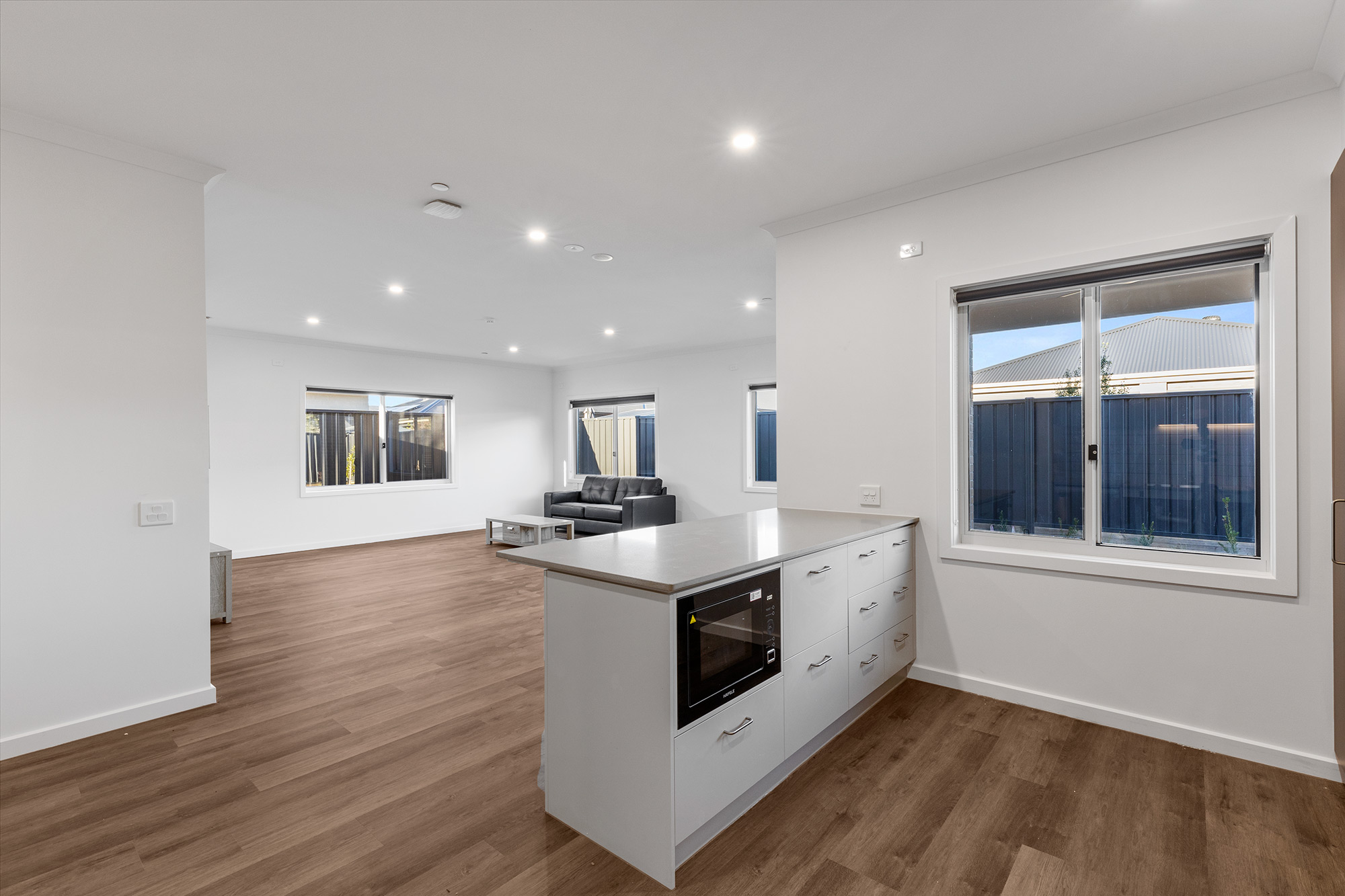 Modern 3 bedroom in the heart of Bendigo — Home image 2