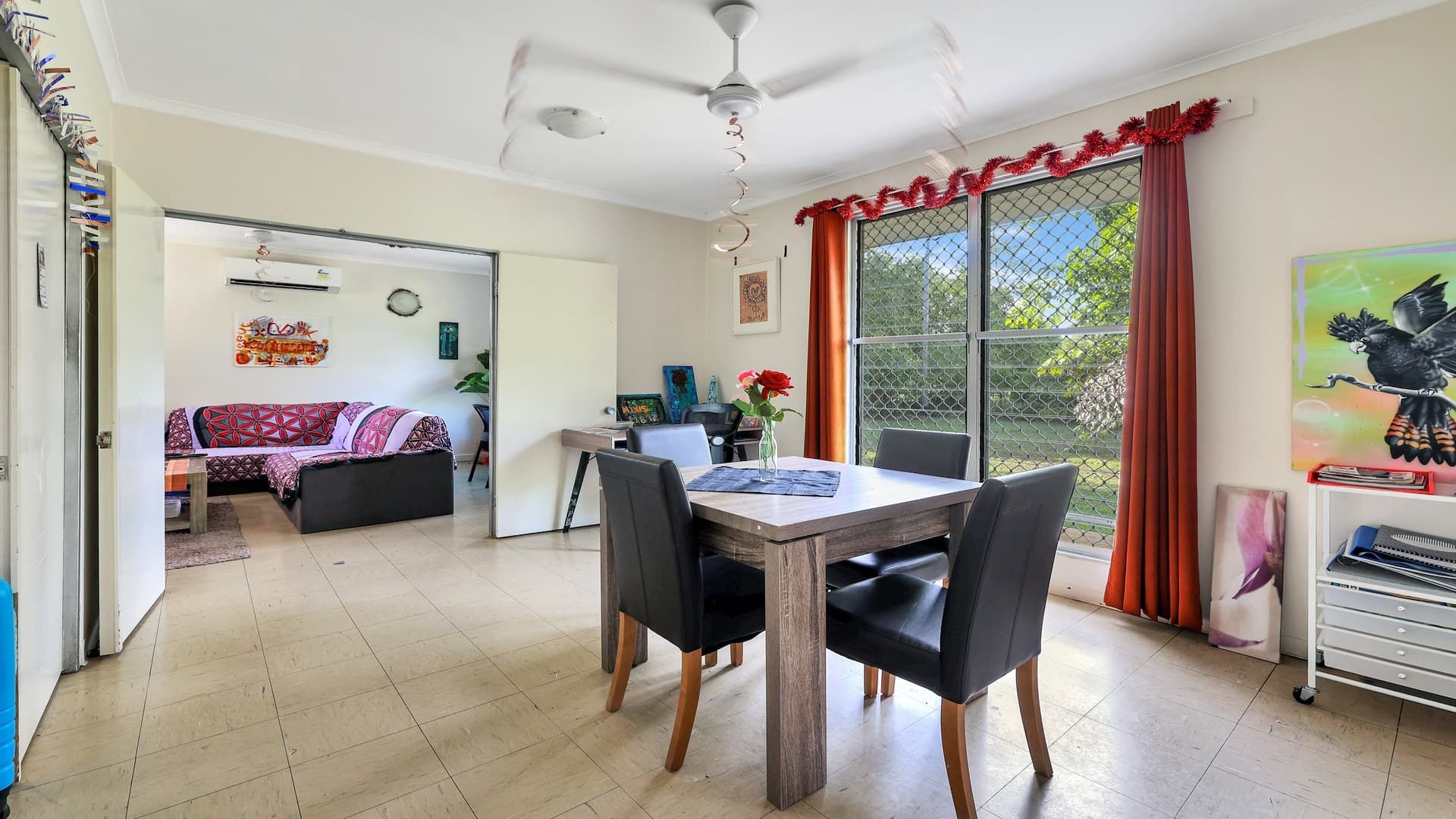 Comfortable, immaculate home on quiet block — Home image 9