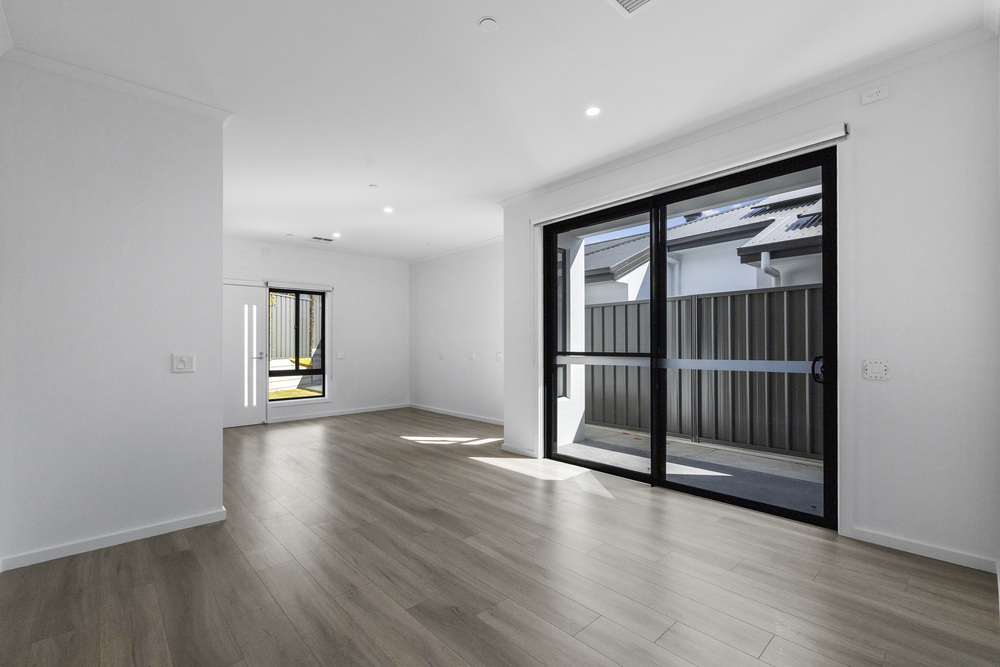  — Home image 13