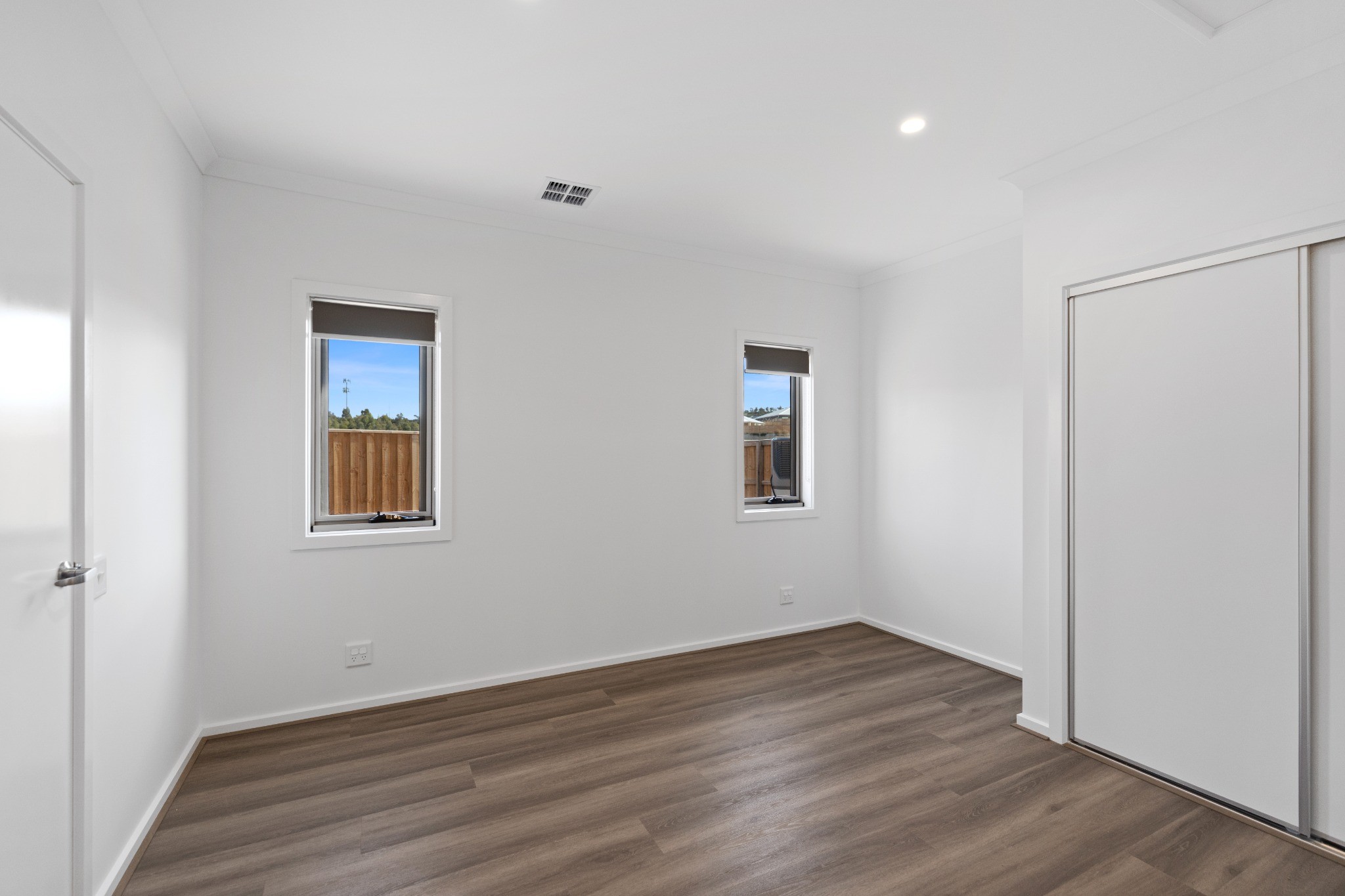 MERIDIE, Darley - ROBUST — Home image 3