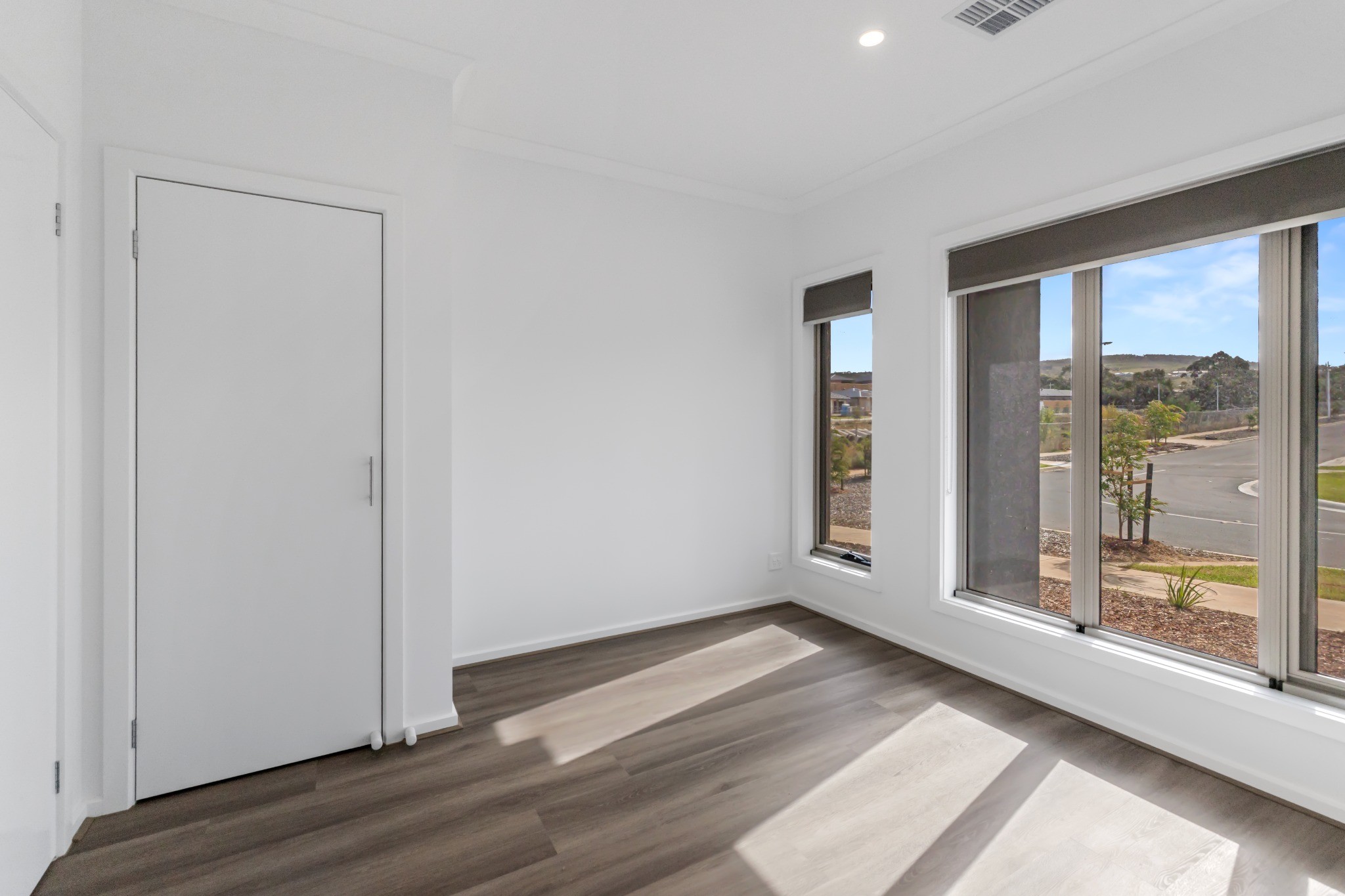 MERIDIE, Darley - ROBUST — Home image 5