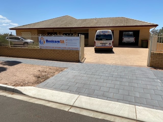 Outback SIL/ MTA,/Respite RETREAT Port Augusta — Home image 6