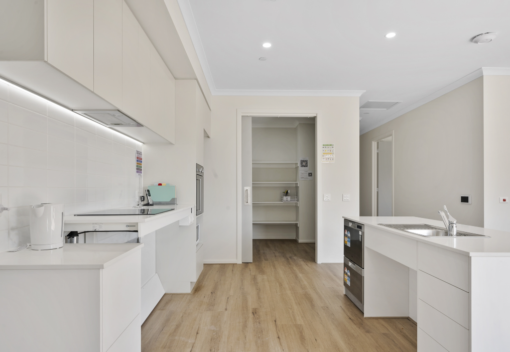 Now Available: Bright & Modern High Physical Support SDA in Cranbourne East — Home image 11