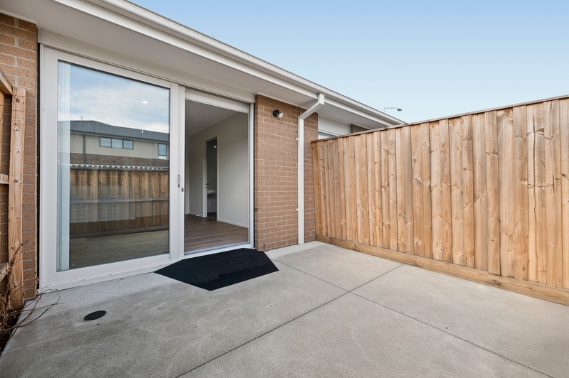 Now Available: Bright & Modern High Physical Support SDA in Cranbourne East — Home image 11